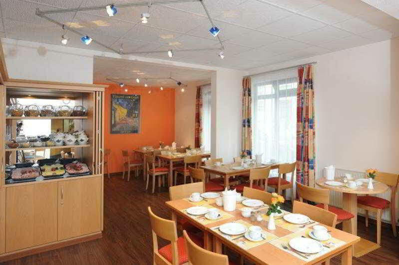 Acora Karlsruhe Zentrum Living The City Buitenkant foto